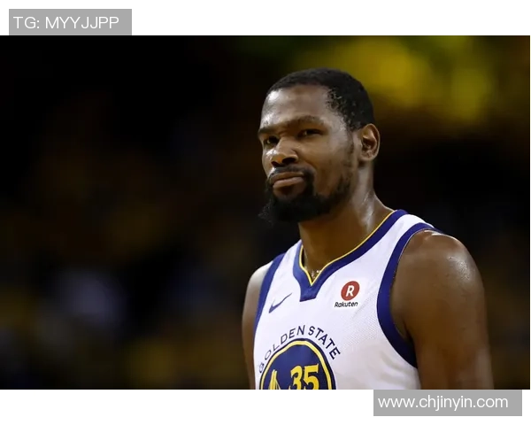 富勒姆主场迎战曼彻斯特联力争三分展现球队决心与实力