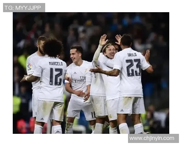 拜仁与皇马精彩对决新浪集锦回顾巅峰对决瞬间与精彩进球解析 拜仁与皇马精彩对决新浪集锦回顾巅峰对决瞬间与精彩进球解析