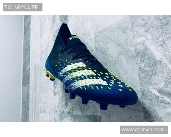 阿迪达斯猎鹰18vs评测对比解析助你选择最佳运动鞋